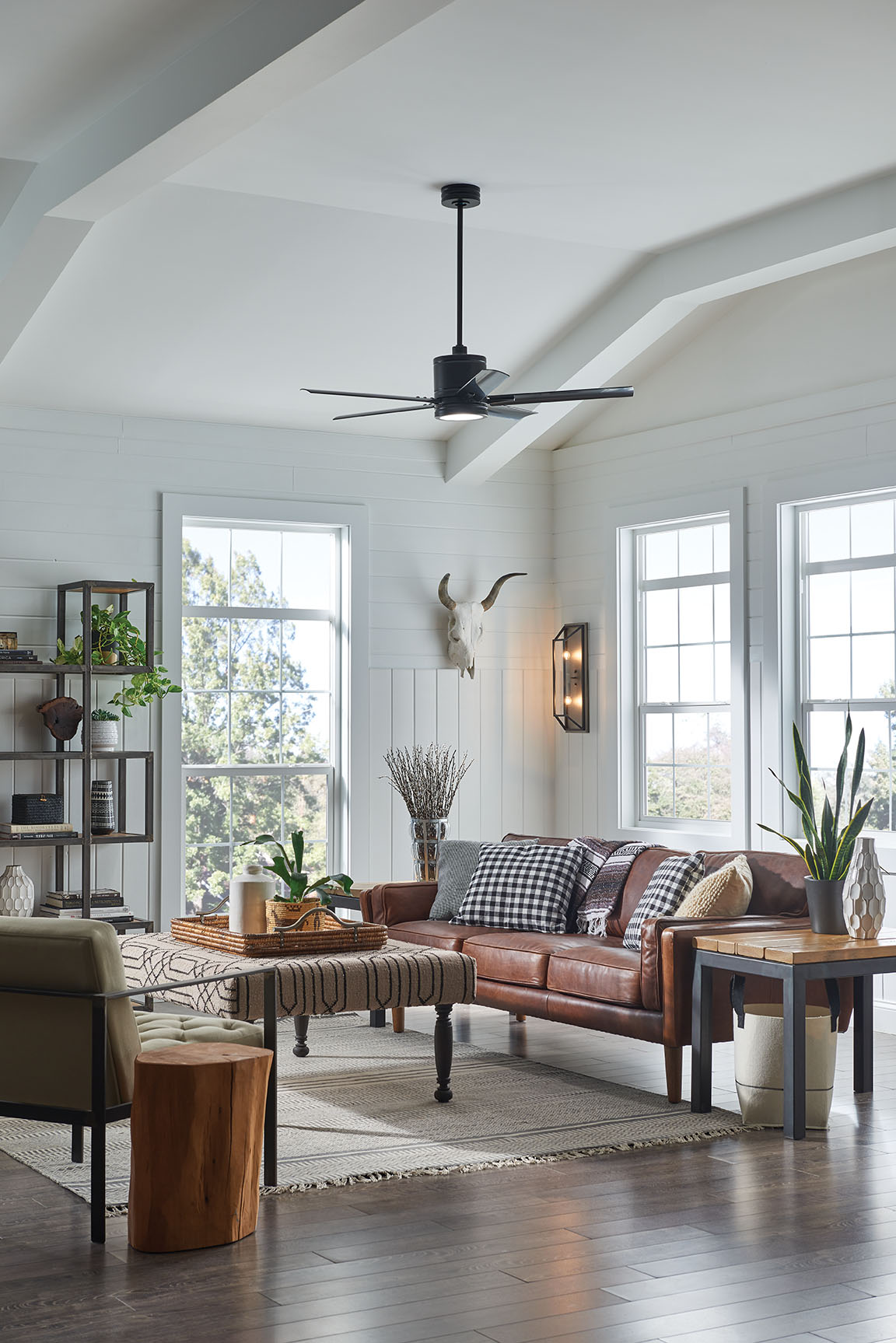 vaulted ceiling fan with light