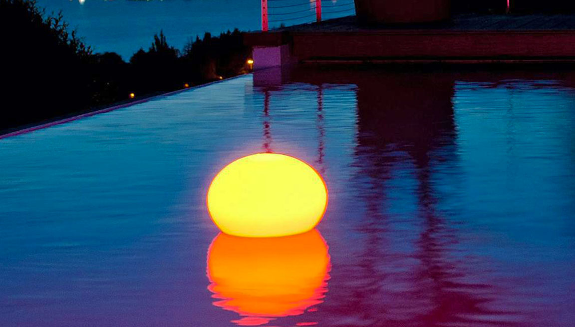 Flatball Bluetooth XXS Floating LED Indoor/Outdoor Lamp by Smart & Green.