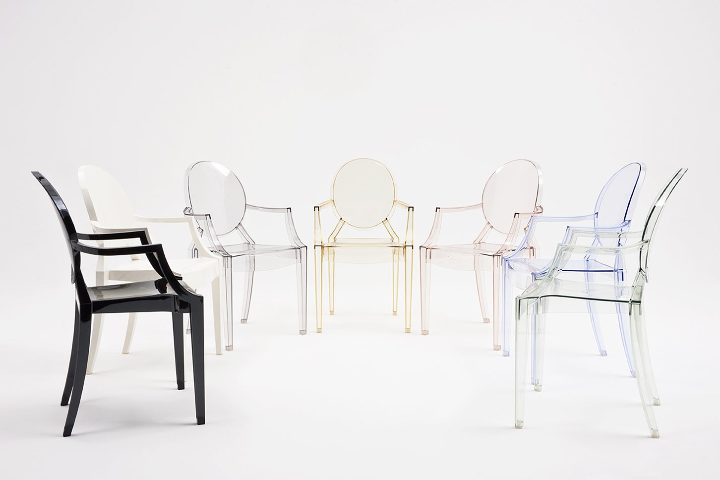 Behind the Designs of 10 Iconic Dining Chairs - The Edit by Lumens