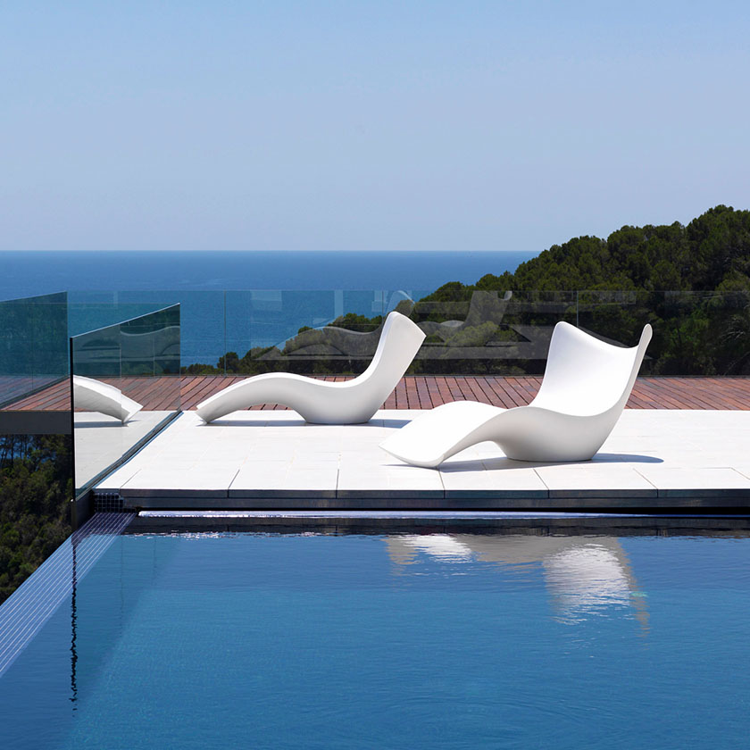 Surf Sun Chaise by Vondom.