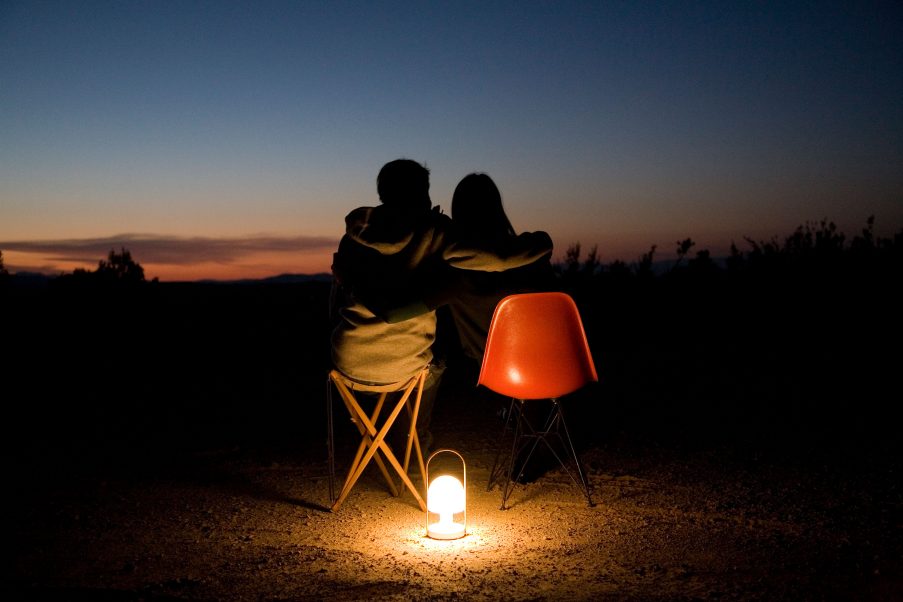 FollowMe Portable Table Lamp during sunset.