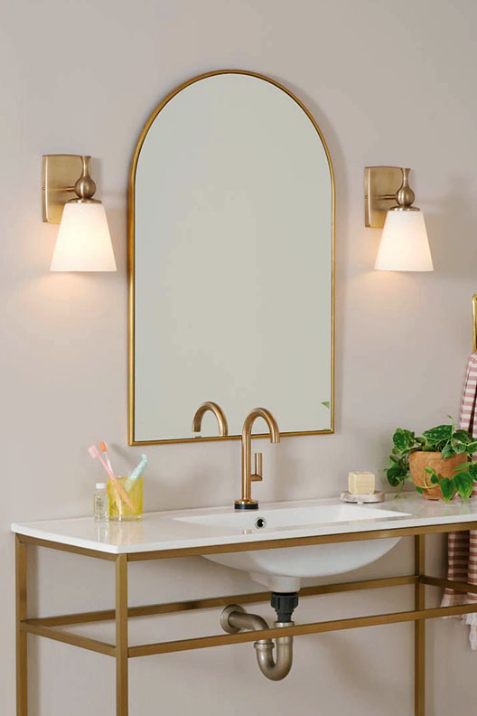 Cosabella Wall Sconce by Kichler.