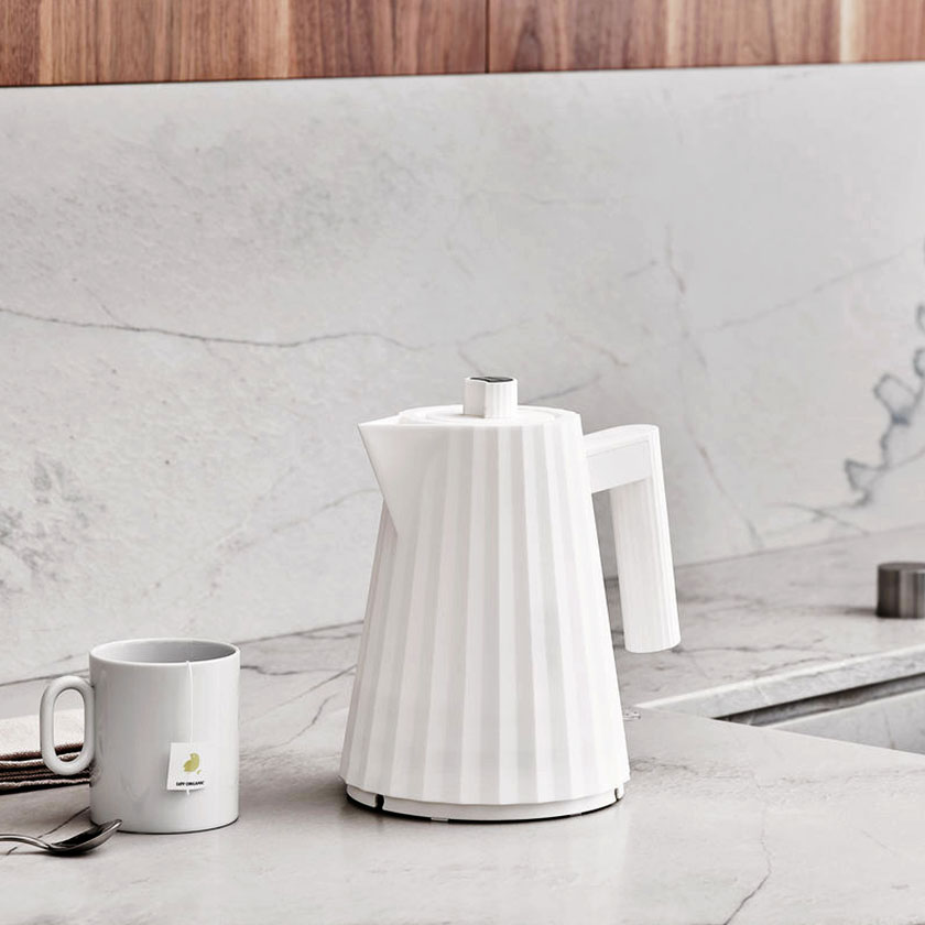 Plisse Electric Kettle by Michele De Lucchi for Alessi.