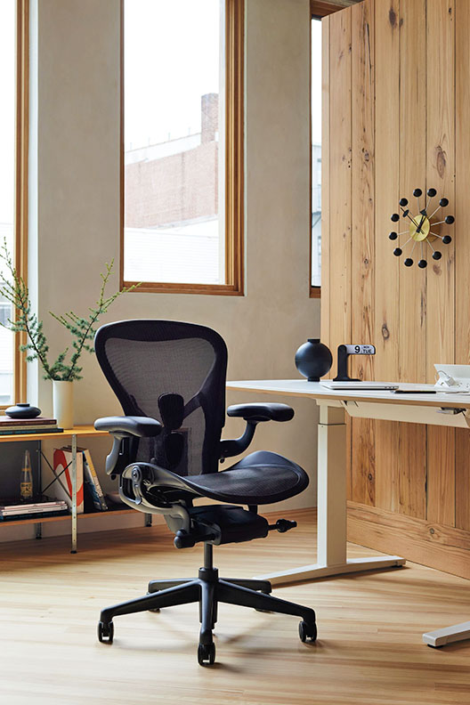 Herman Miller®.