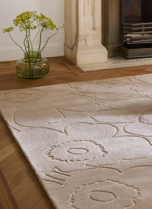 Rugs & Decor →