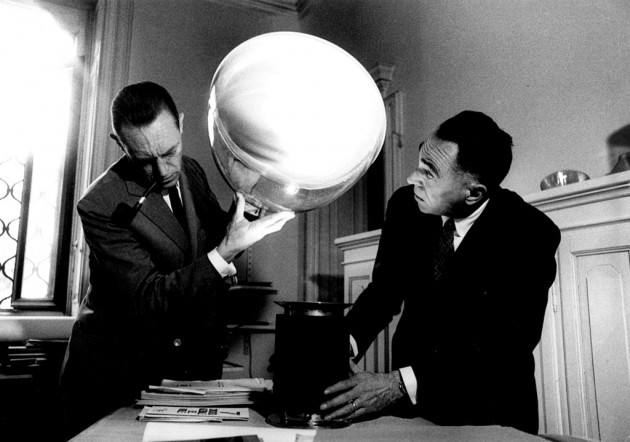 FLOS Castiglioni brothers with Taccia c Ugo Mulas