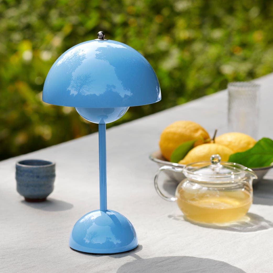 Flowerpot VP9 Rechargeable LED Table Lamp by &Tradition