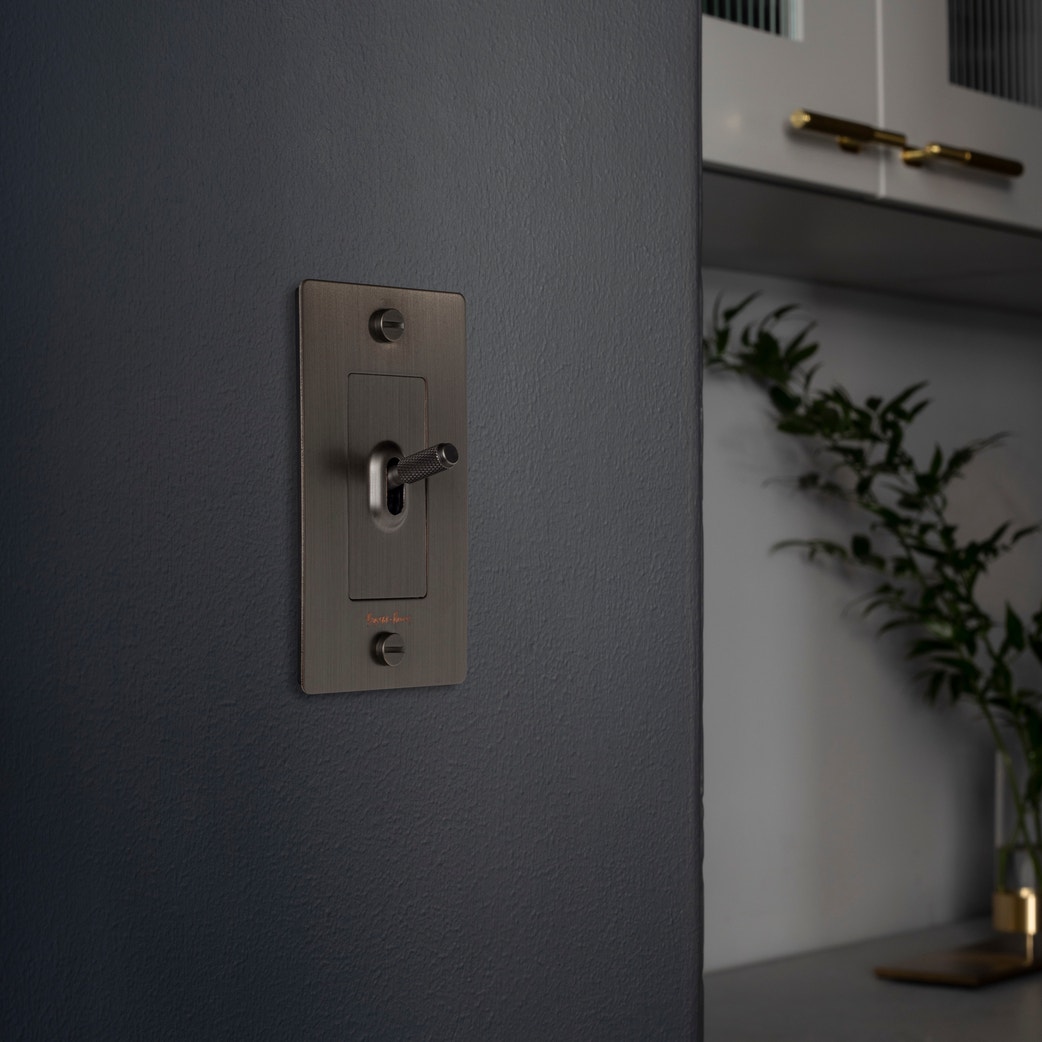 Dimmers, Controls + Wall Plates