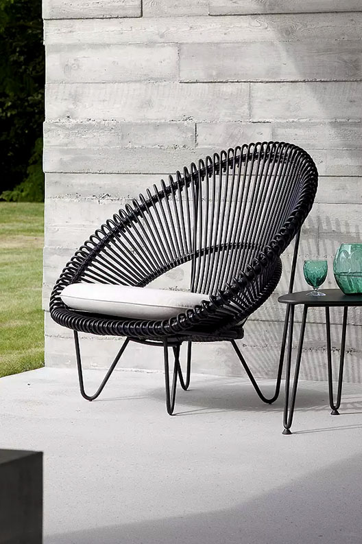 Roy Cocoon Outdoor Chair by Vincent Sheppard.