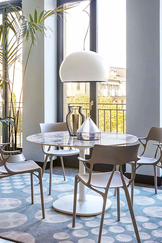 Kartell. Save 20%.