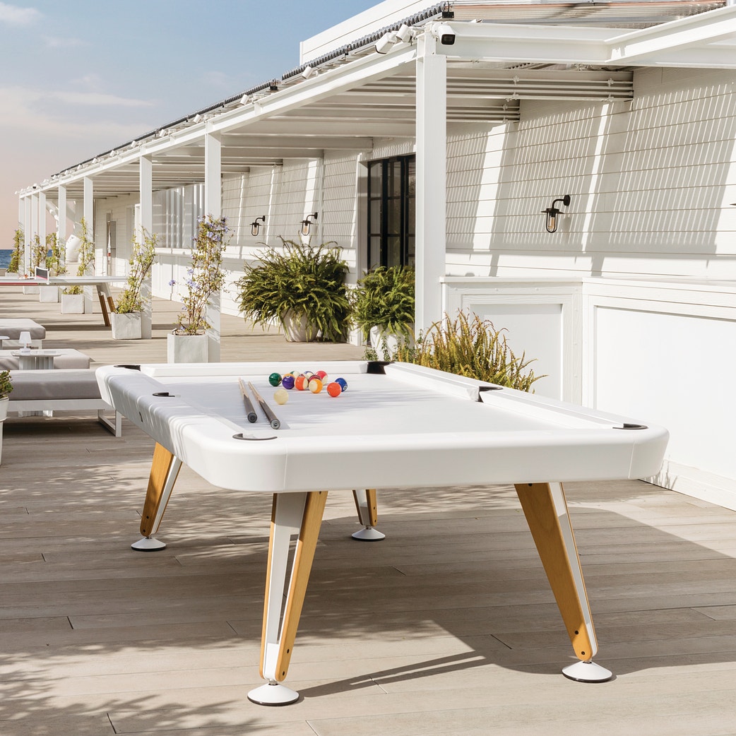 Outdoor Game Tables