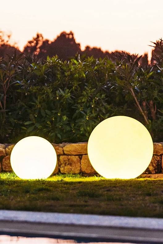 Globe Bluetooth LED Indoor/Outdoor Lamp by Smart & Green.