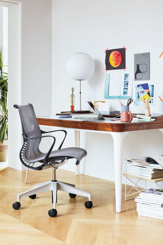 Airia™ Desk by Herman Miller®.