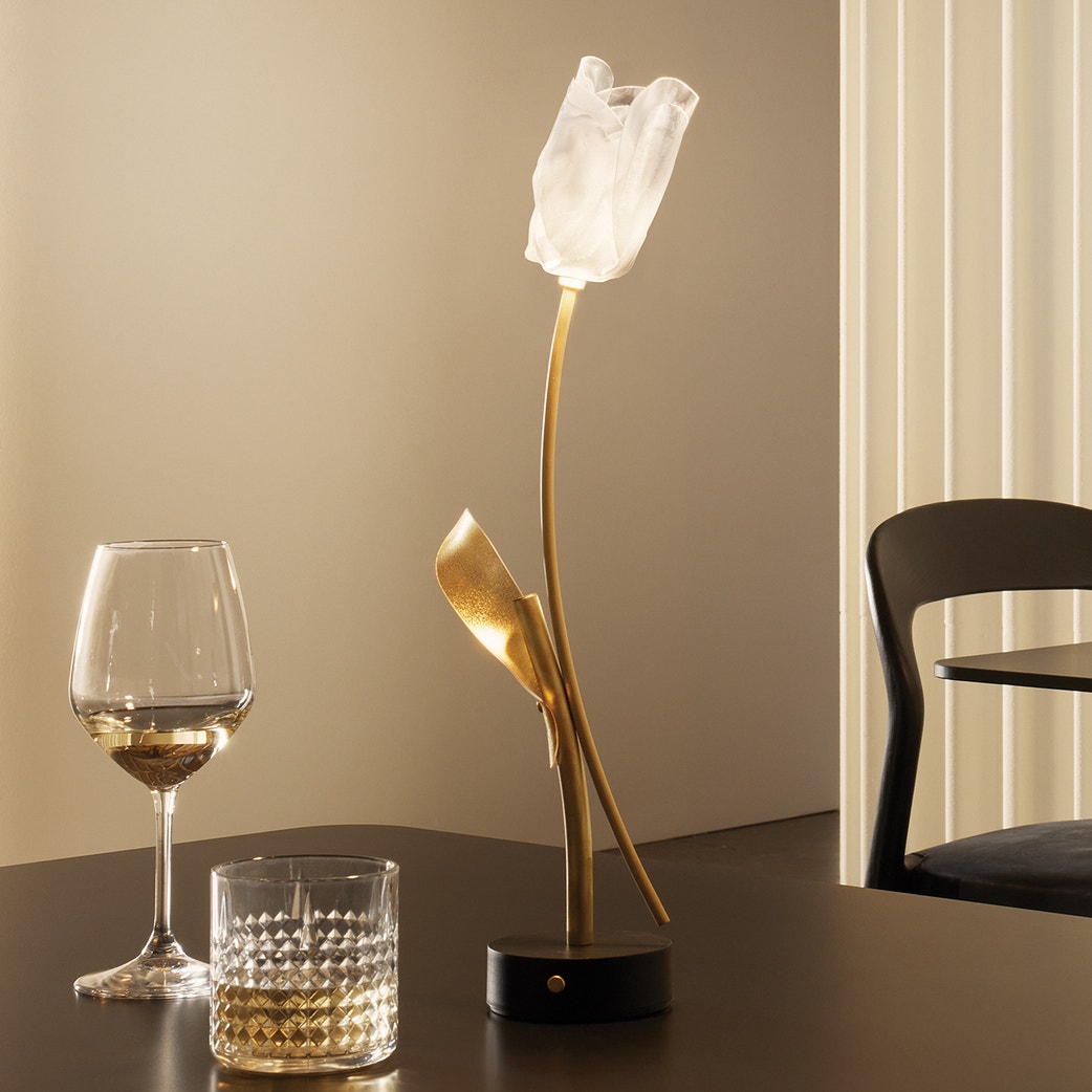 Tulip Battery LED Table Lamp by Slamp