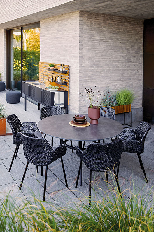 Joy Outdoor Dining Table by Cane-line.