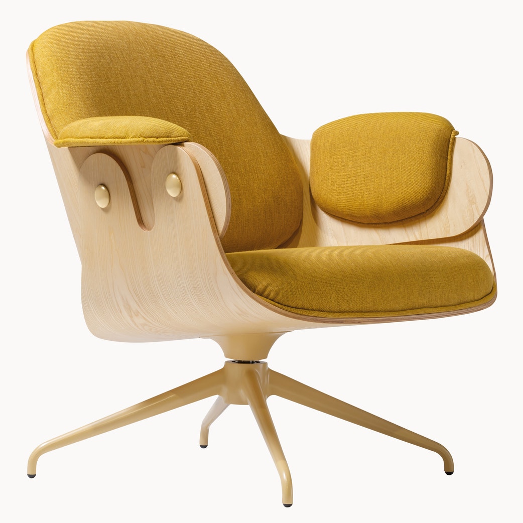 Low Lounger Lounge Chair with Swivel Base by BD Barcelona