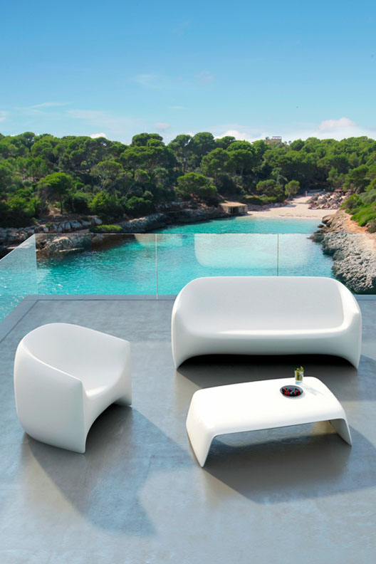 Vondom. Save 20%.