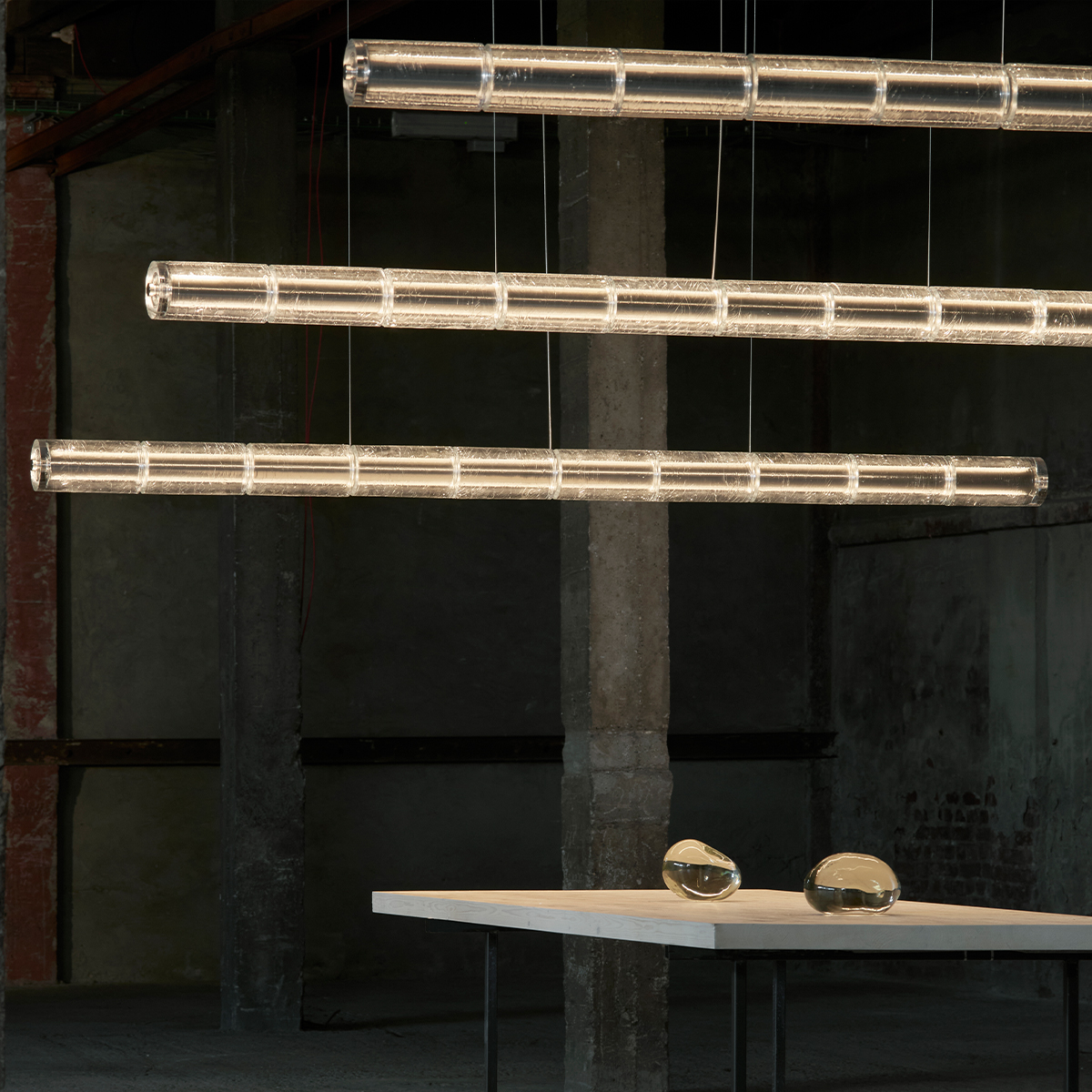 Luce Orizzontale LED Linear Suspension by Ronan & Erwan Bouroullec for FLOS